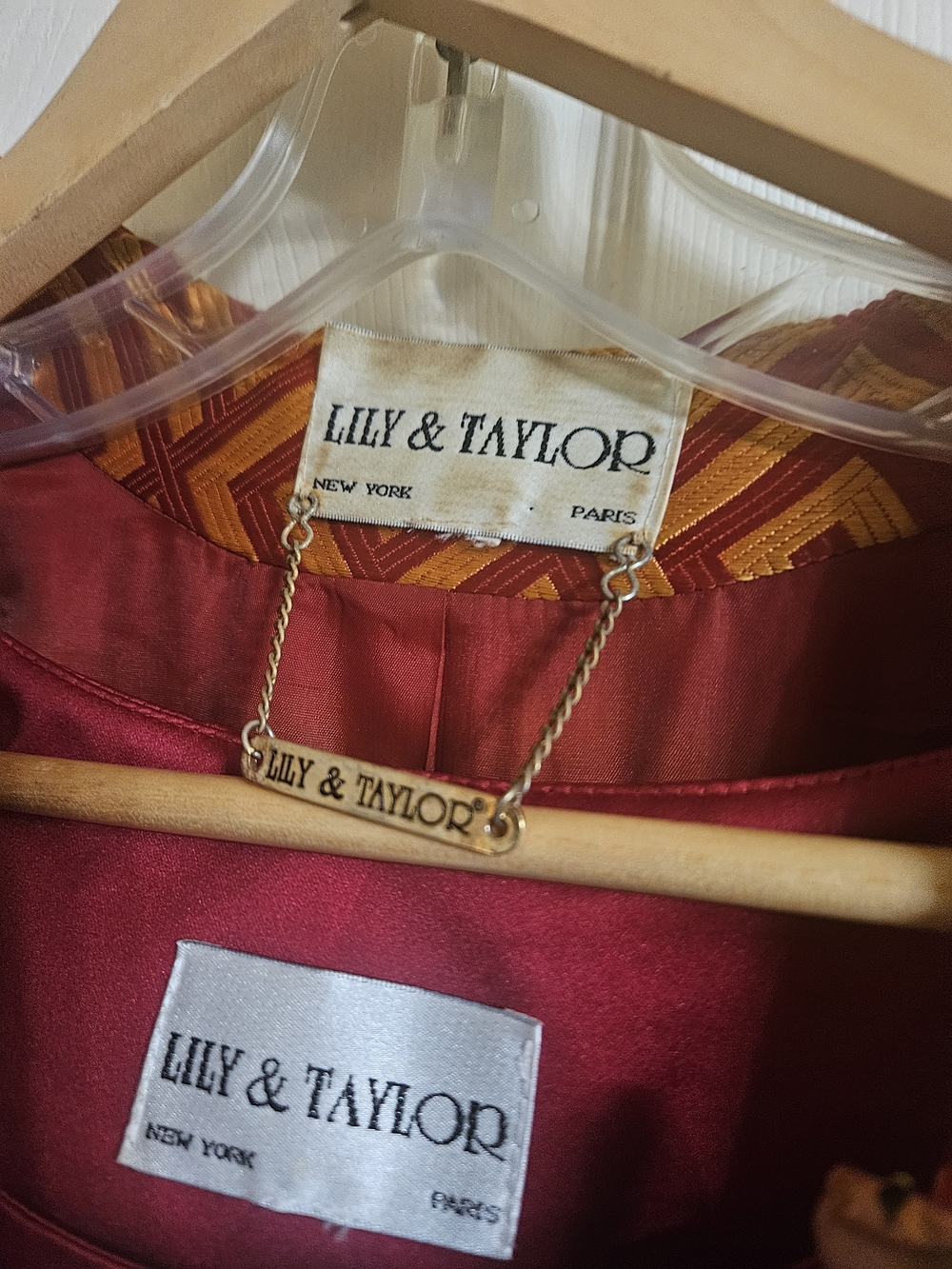 Statement Gold & Red Geometric Satin Blazer - Picture 6 of 10